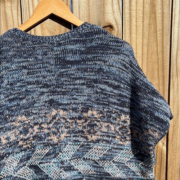 Coldwater Creek Women’s Blue Crewneck Sweater Geometric Patterns Sleeveless Fall - Picture 9 of 16